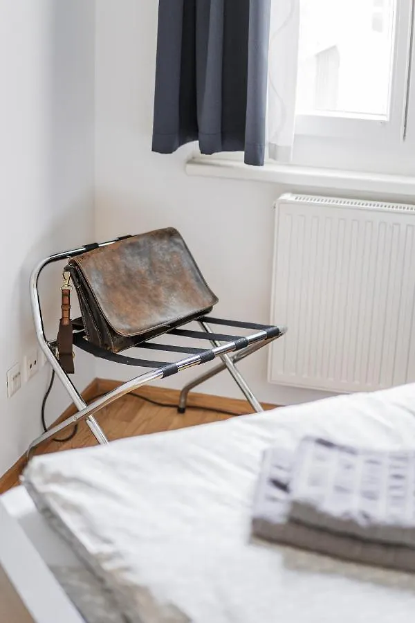 17 C&J'S Apartment Vienna Austria